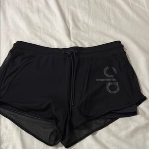 ALO Yoga Black Athletic Shorts for Performance